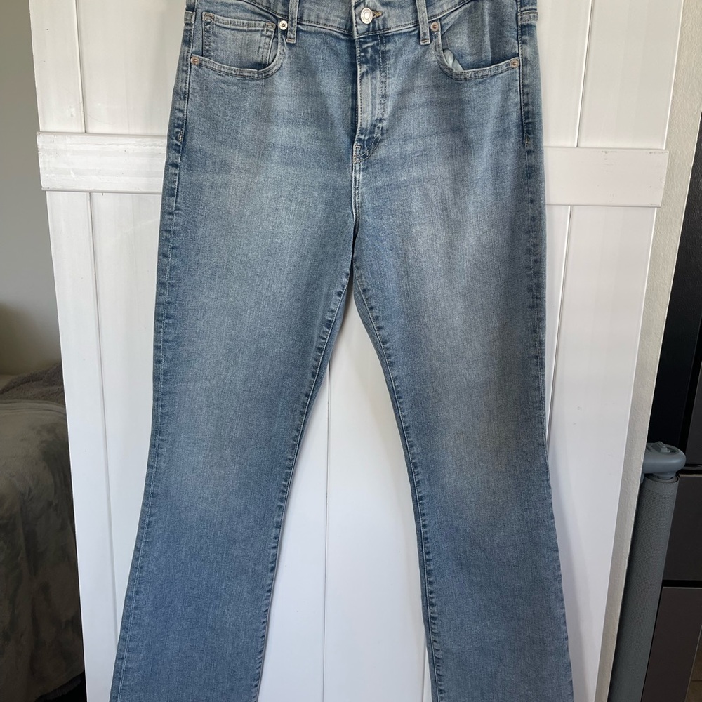 GAP Blue Straight Leg Jeans Versatile Everyday Wear